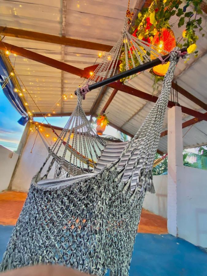 Playa Ladrilleros Acuarios Hostal מראה חיצוני תמונה