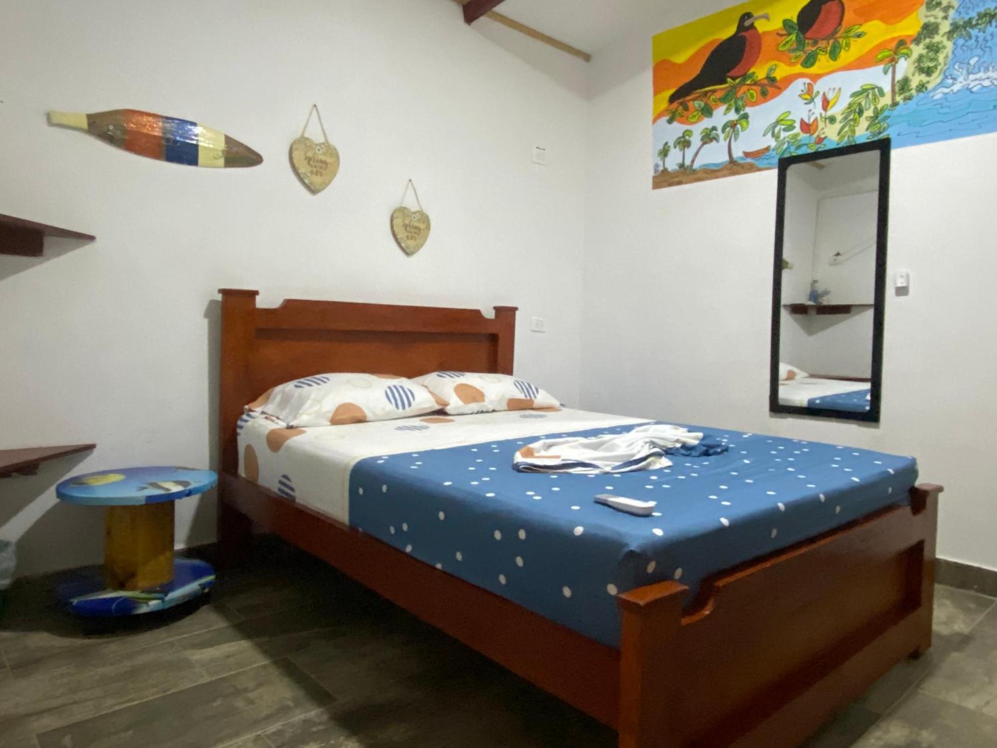 Playa Ladrilleros Acuarios Hostal מראה חיצוני תמונה
